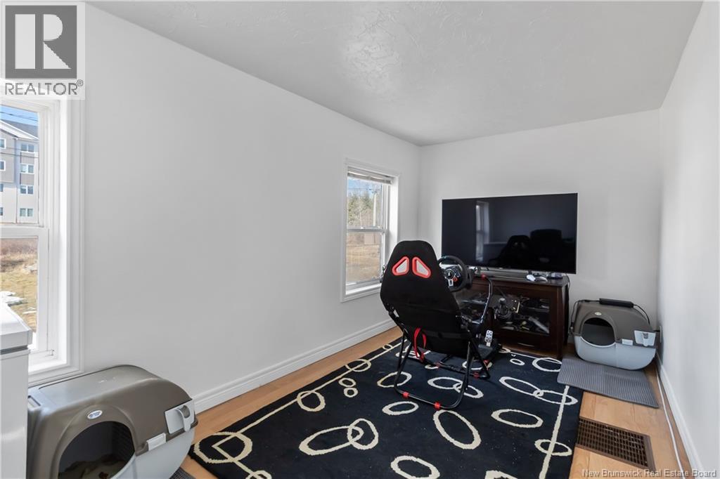 27 Airport Street, Dieppe, New Brunswick  E1A 2G1 - Photo 20 - NB136333