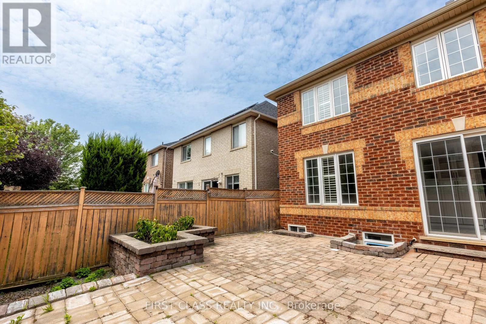 802 Yates Drive, Milton, Ontario  L9T 0E7 - Photo 41 - W12945712