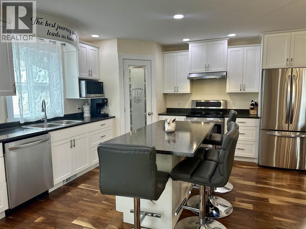 271 Omineca Street, Vanderhoof, British Columbia  V0J 3A0 - Photo 11 - R3106180