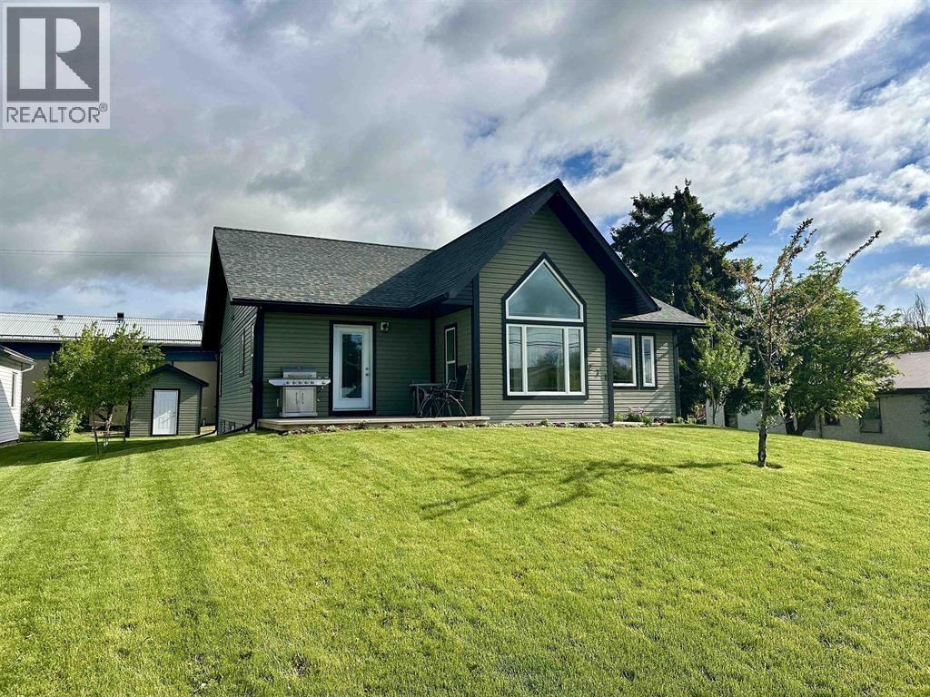 271 Omineca Street, Vanderhoof, British Columbia  V0J 3A0 - Photo 3 - R3106180