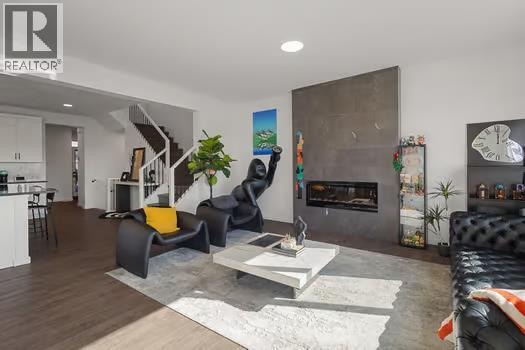 75 Royston Heath Nw, Calgary, Alberta  T3L 0K3 - Photo 12 - A2291564