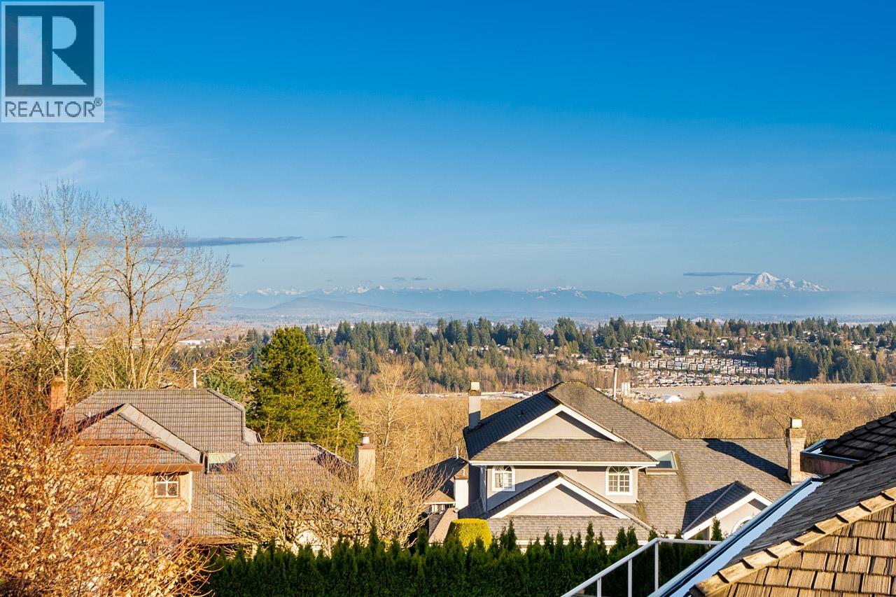 622 Clearwater Way, Coquitlam, British Columbia  V3C 5E6 - Photo 18 - R3105974