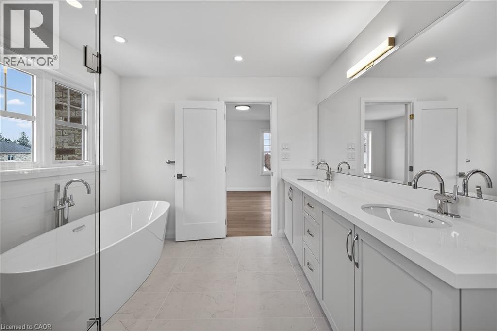 43 Shady Oaks Trail, Hamilton, Ontario  L9B 0E9 - Photo 33 - 40809879