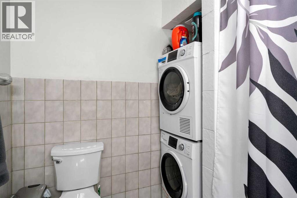 2124a 52 Avenue SW, Calgary, Alberta  T3E 1K3 - Photo 9 - A2293688