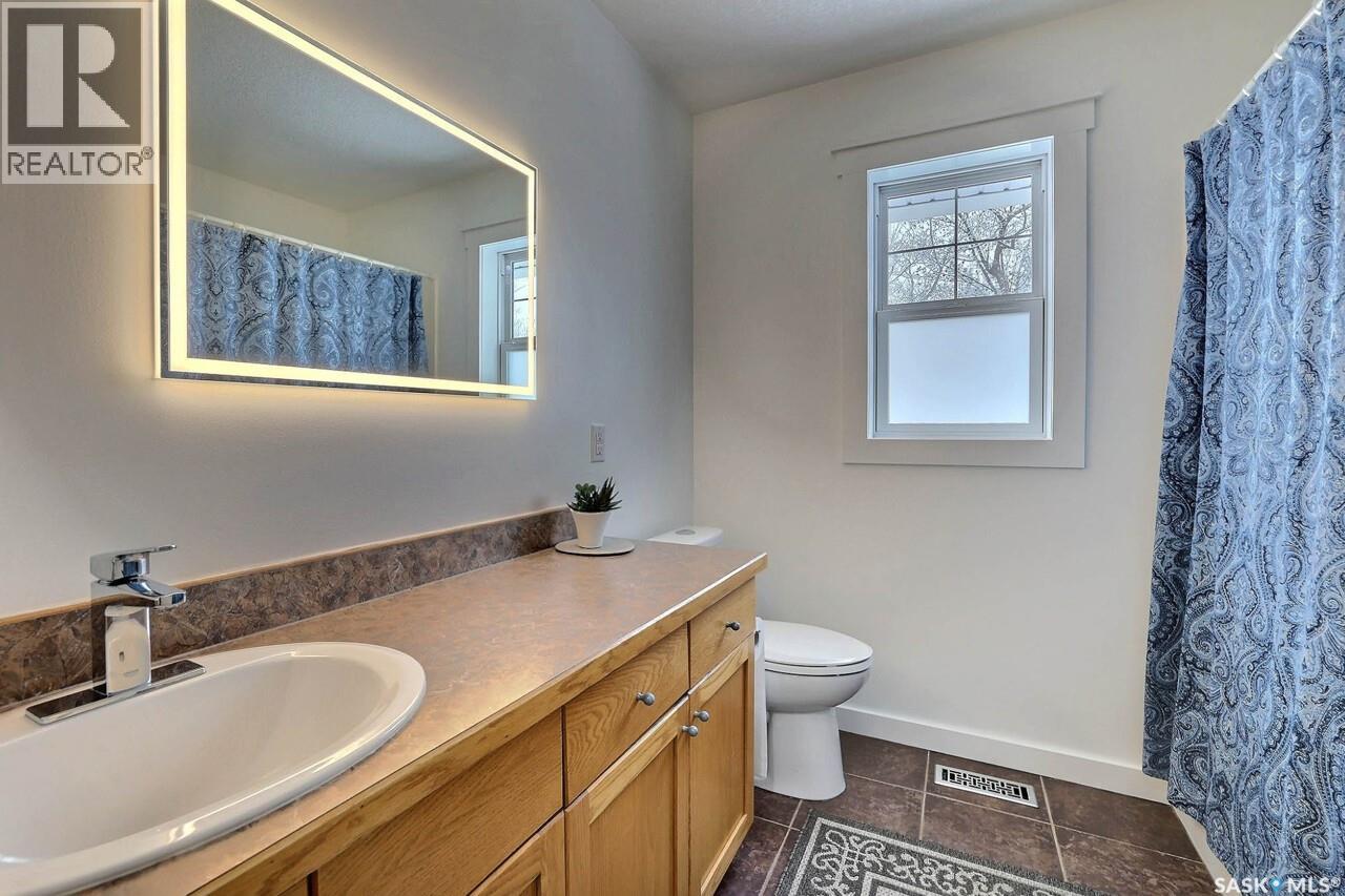 137 Bryden Crescent, Regina Beach, Saskatchewan  S0G 4C0 - Photo 28 - SK031834