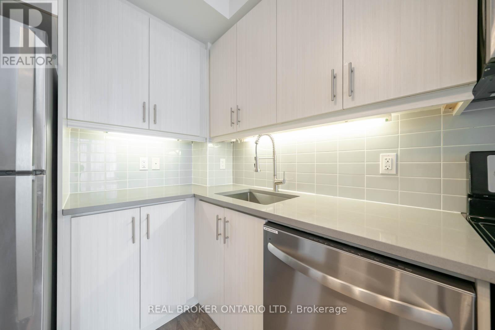 1801 - 15 Zorra Street, Toronto, Ontario  M8Z 0C1 - Photo 10 - W12949570