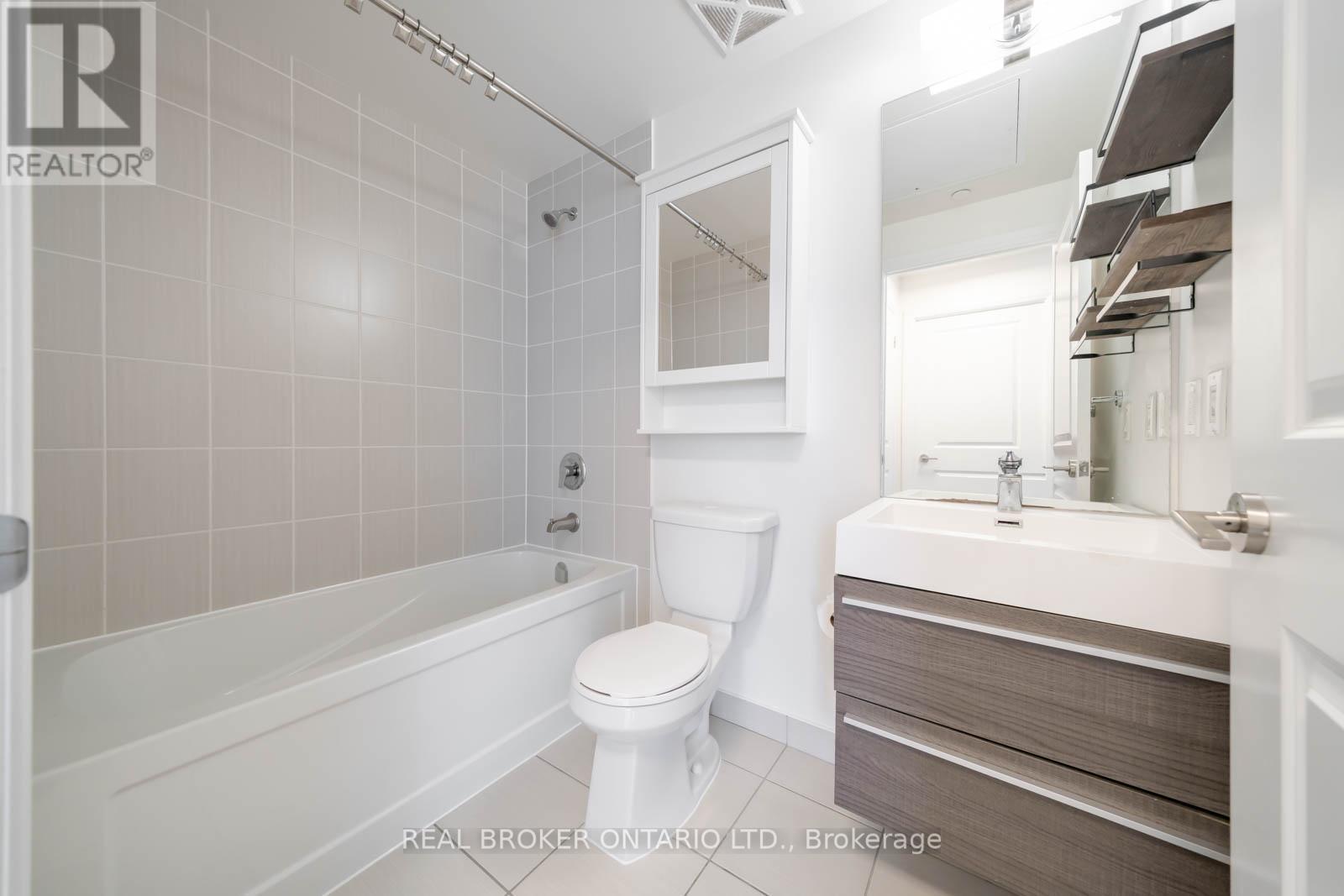 1801 - 15 Zorra Street, Toronto, Ontario  M8Z 0C1 - Photo 4 - W12949570