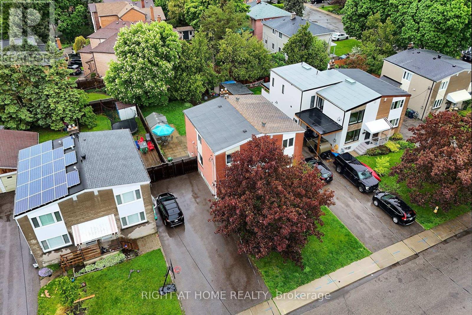 48 VAN STASSEN BOULEVARD, Toronto, Ontario