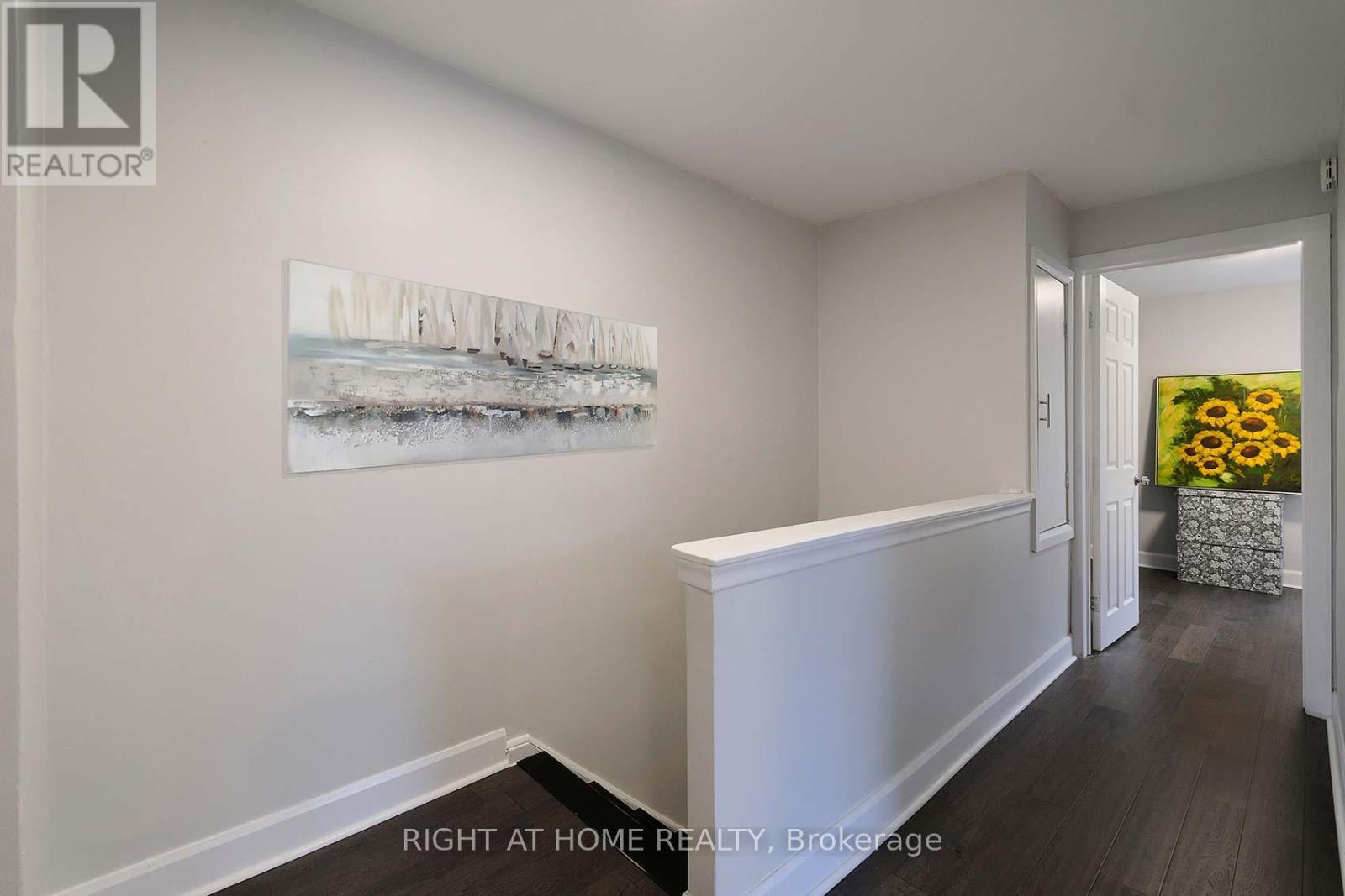 48 Van Stassen Boulevard, Toronto, Ontario  M6S 2N5 - Photo 16 - W12949612