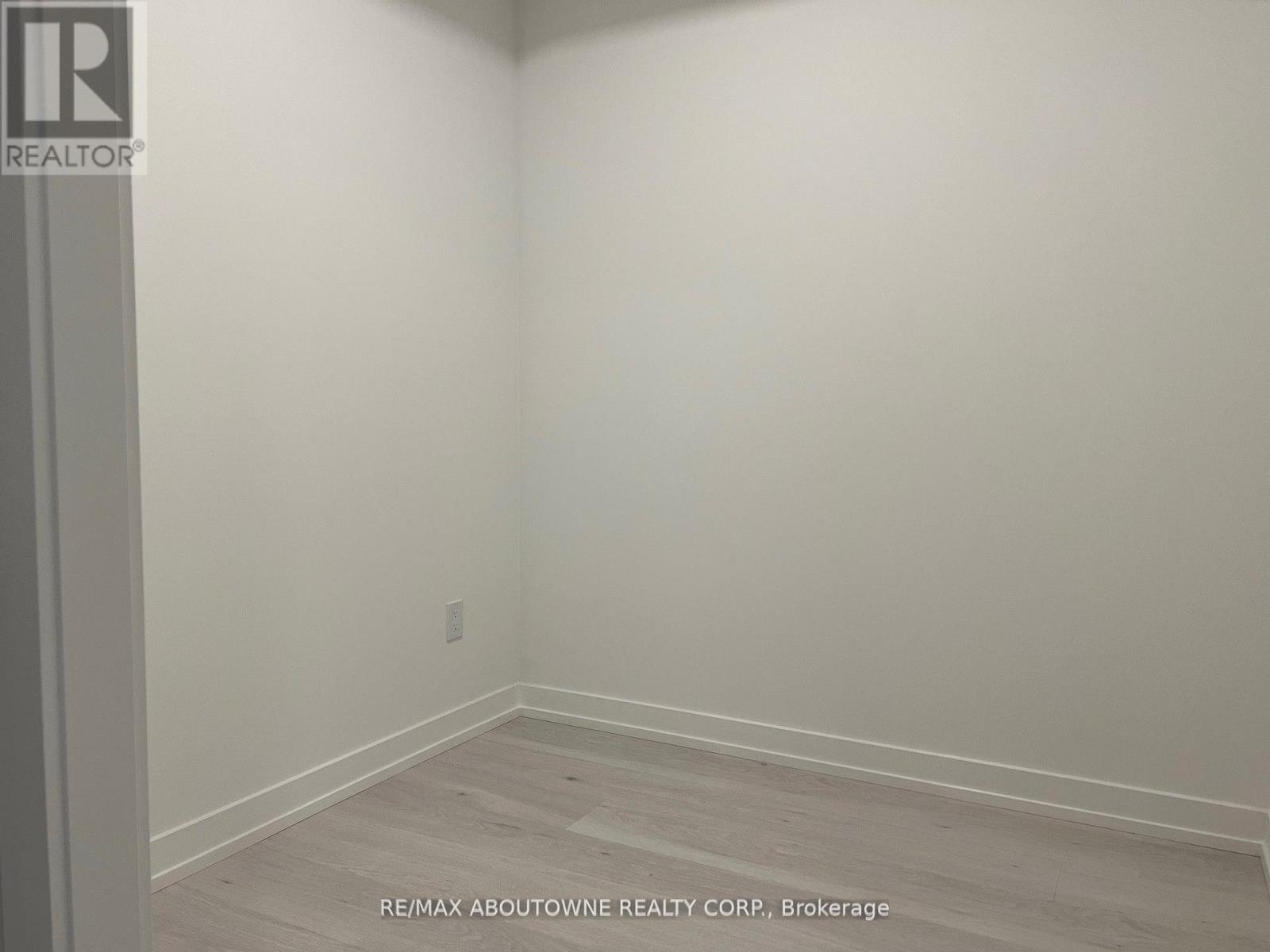 232 - 2501 Saw Whet Boulevard, Oakville, Ontario  L6M 5N2 - Photo 11 - W12949616