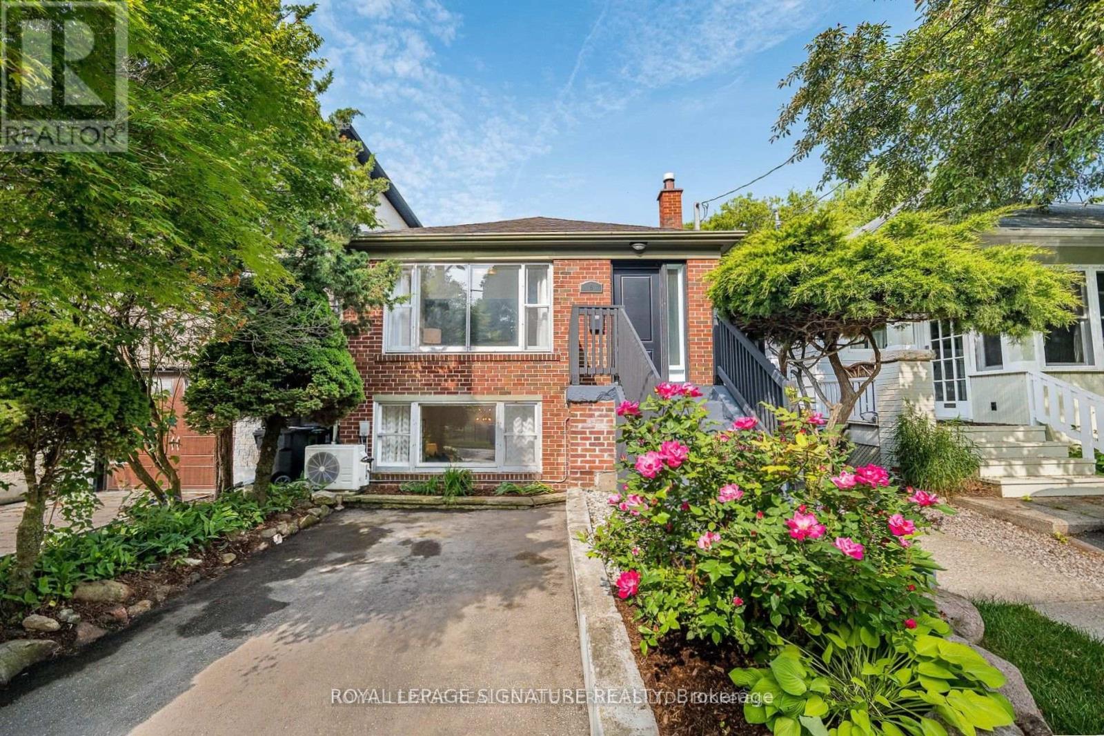 Bsmt - 6 Twelfth Street, Toronto, Ontario  M8V 3G7 - Photo 2 - W12949640