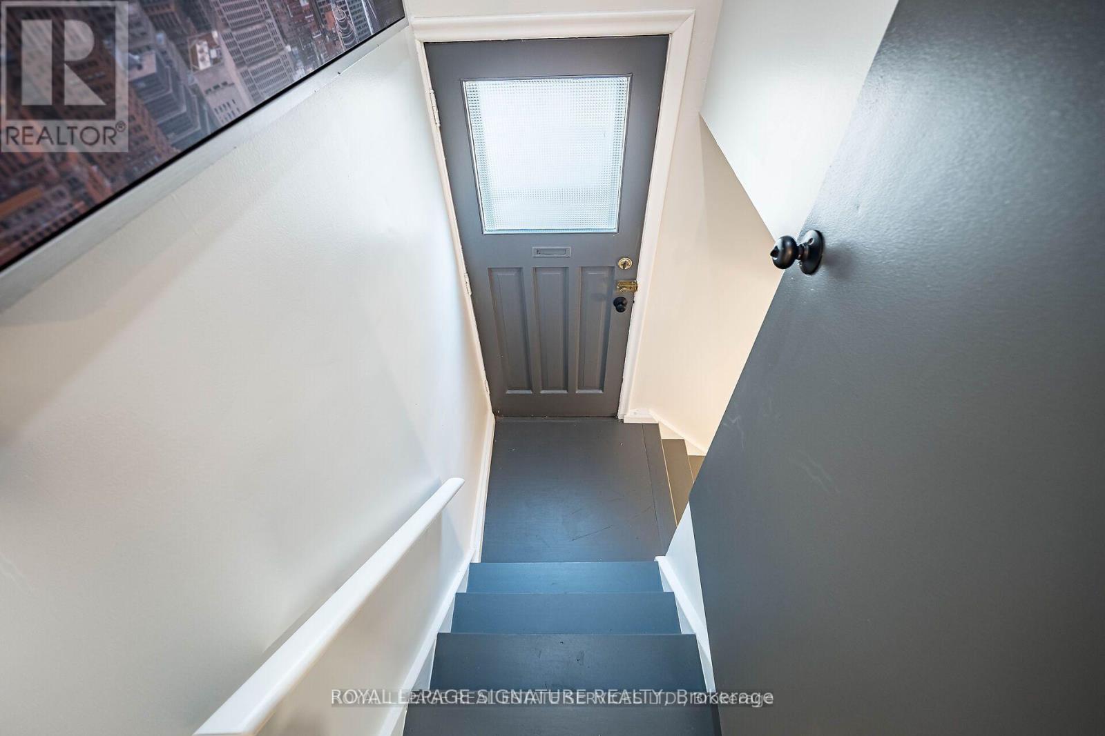 Bsmt - 6 Twelfth Street, Toronto, Ontario  M8V 3G7 - Photo 3 - W12949640