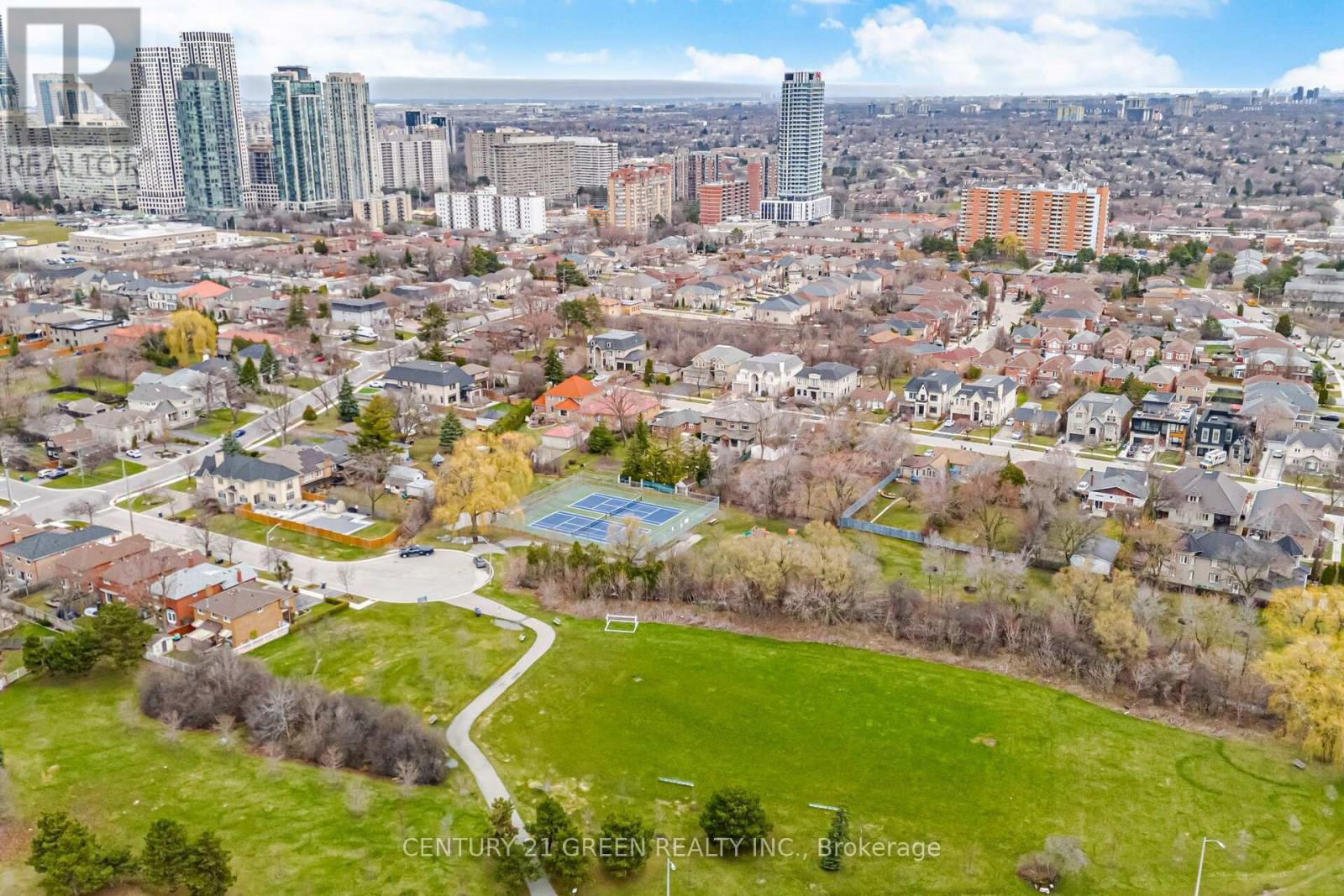 203 - 135 Hillcrest Avenue, Mississauga, Ontario  L5B 4B1 - Photo 35 - W12949648