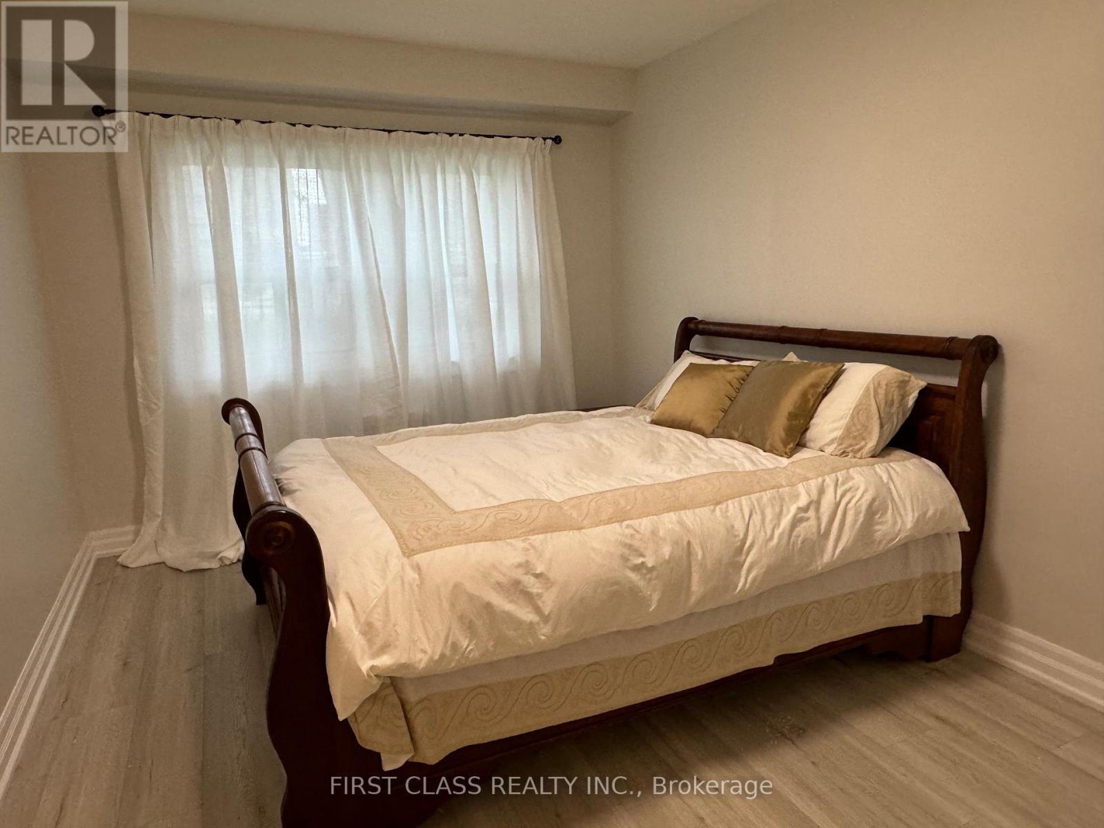 1 - 2910 Keele Street, Toronto, Ontario  M3M 2H1 - Photo 4 - W12949686