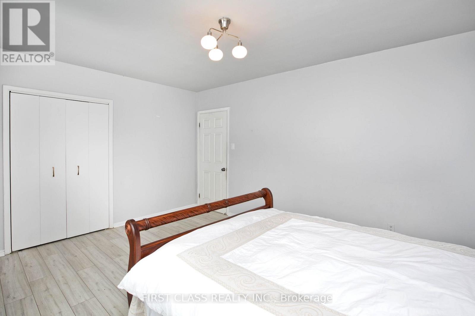 7 - 2910 Keele Street, Toronto, Ontario  M3M 2H1 - Photo 4 - W12949694