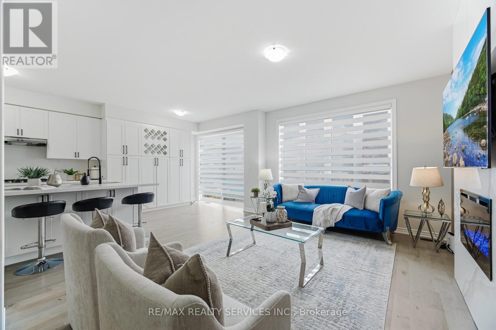 35 Del Grappa Street, Caledon, Ontario  L7C 1J6 - Photo 18 - W12949768