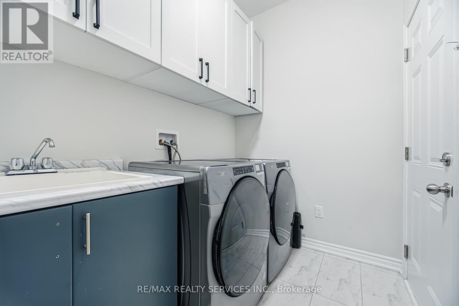 35 Del Grappa Street, Caledon, Ontario  L7C 1J6 - Photo 23 - W12949768