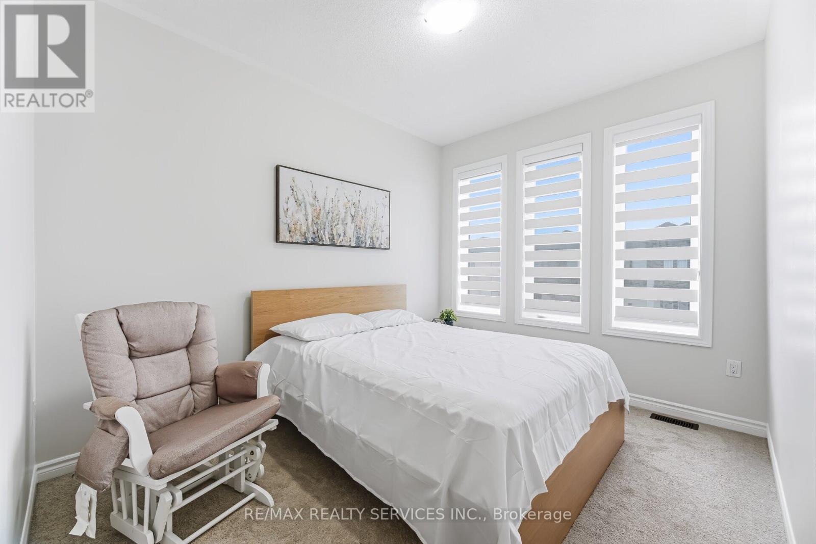 35 Del Grappa Street, Caledon, Ontario  L7C 1J6 - Photo 32 - W12949768