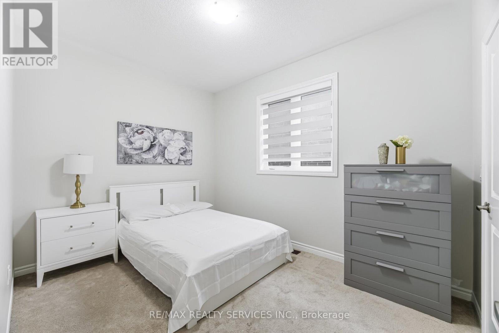 35 Del Grappa Street, Caledon, Ontario  L7C 1J6 - Photo 37 - W12949768