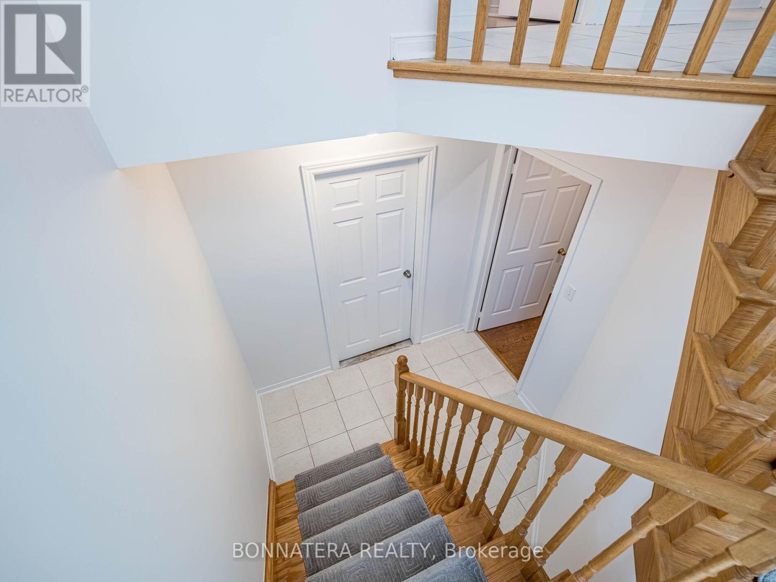 5471 Whitehorn Avenue, Mississauga, Ontario  L5V 1V5 - Photo 26 - W12949816