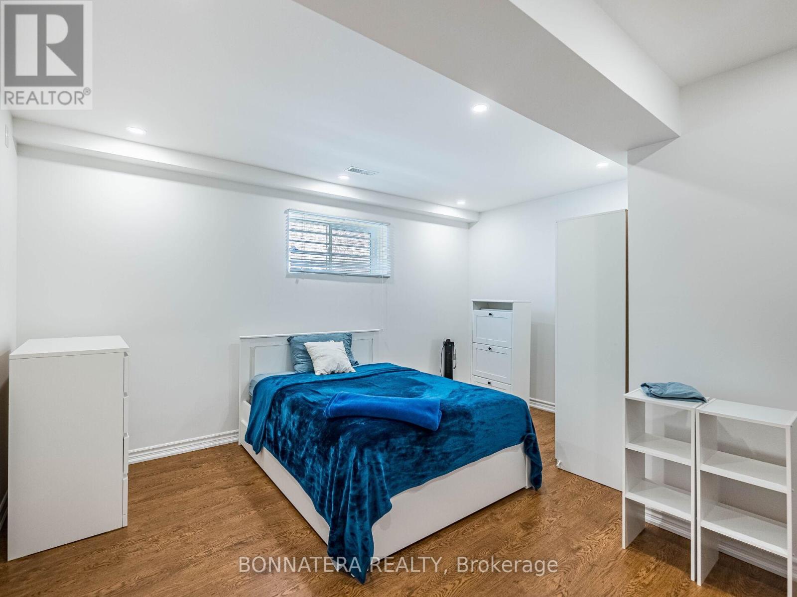 5471 Whitehorn Avenue, Mississauga, Ontario  L5V 1V5 - Photo 28 - W12949816