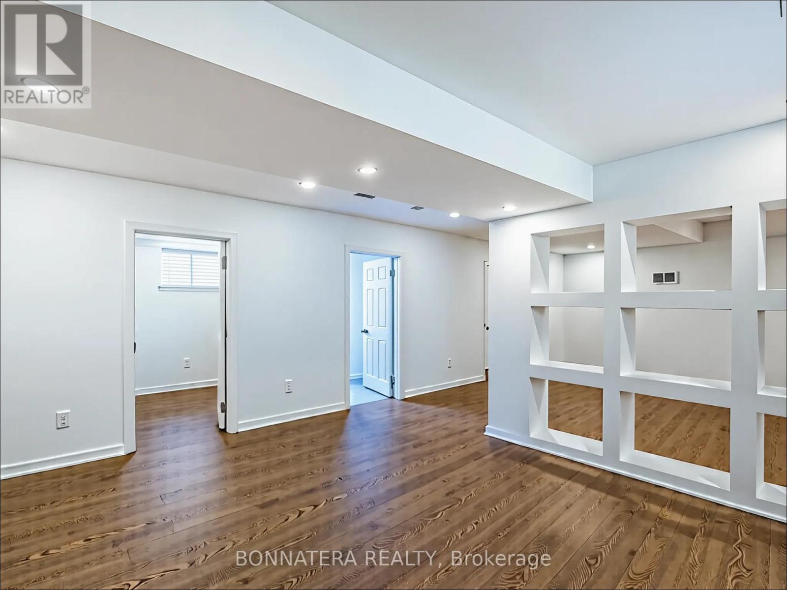 5471 Whitehorn Avenue, Mississauga, Ontario  L5V 1V5 - Photo 33 - W12949816