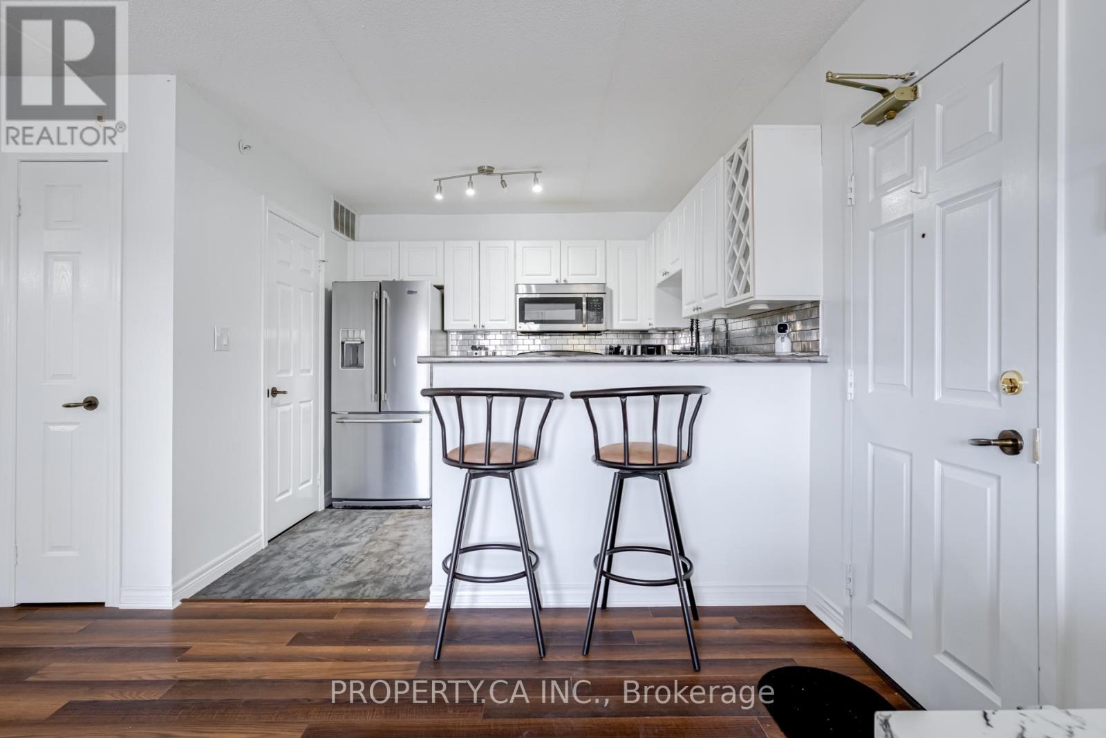 210 - 4005 Kilmer Drive, Burlington, Ontario  L7M 4M2 - Photo 18 - W12949822