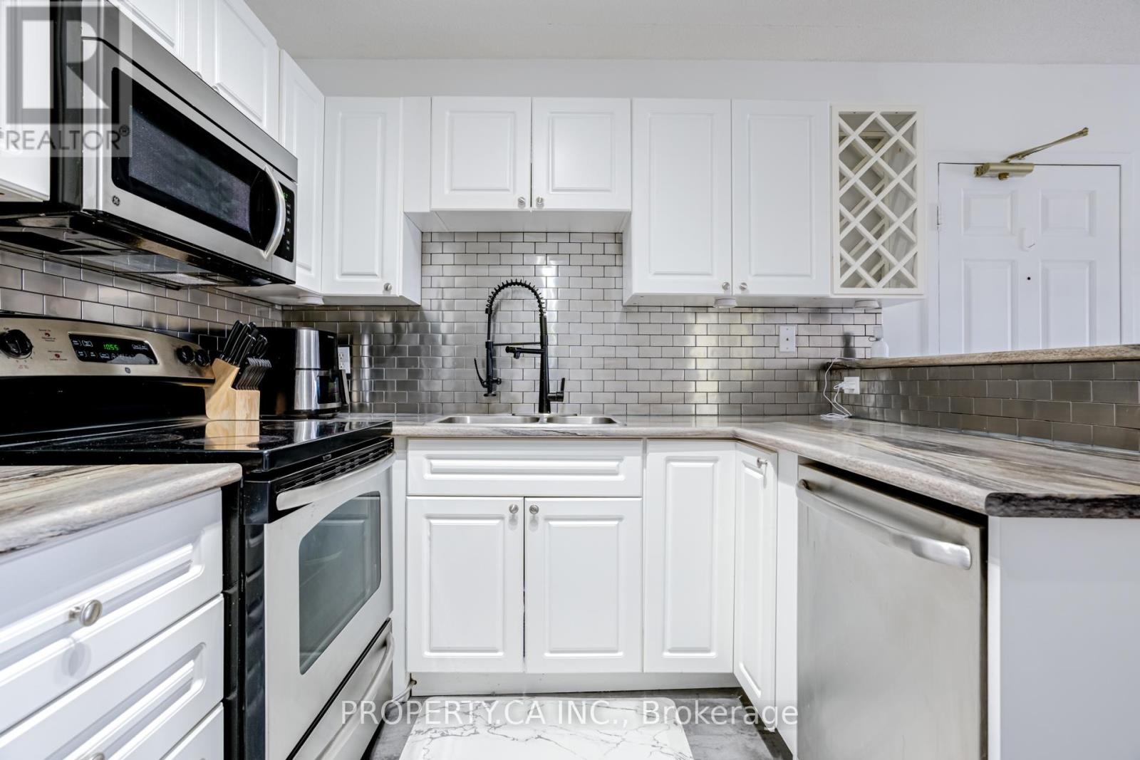 210 - 4005 Kilmer Drive, Burlington, Ontario  L7M 4M2 - Photo 21 - W12949822