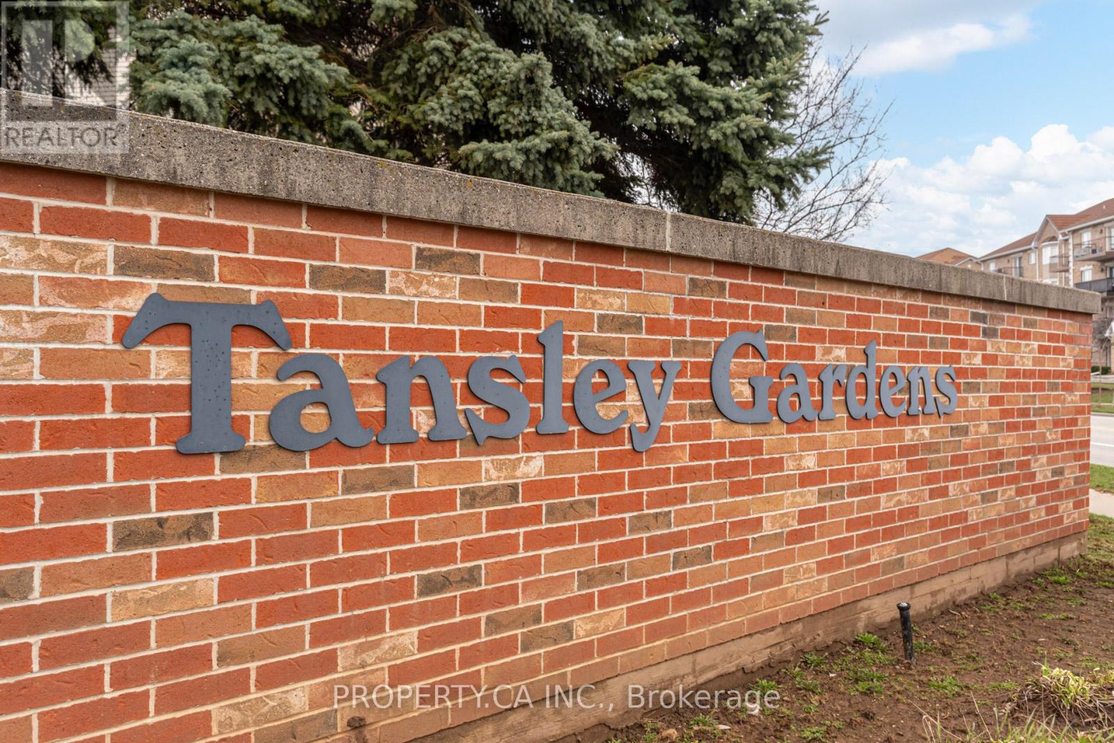 210 - 4005 Kilmer Drive, Burlington, Ontario  L7M 4M2 - Photo 5 - W12949822