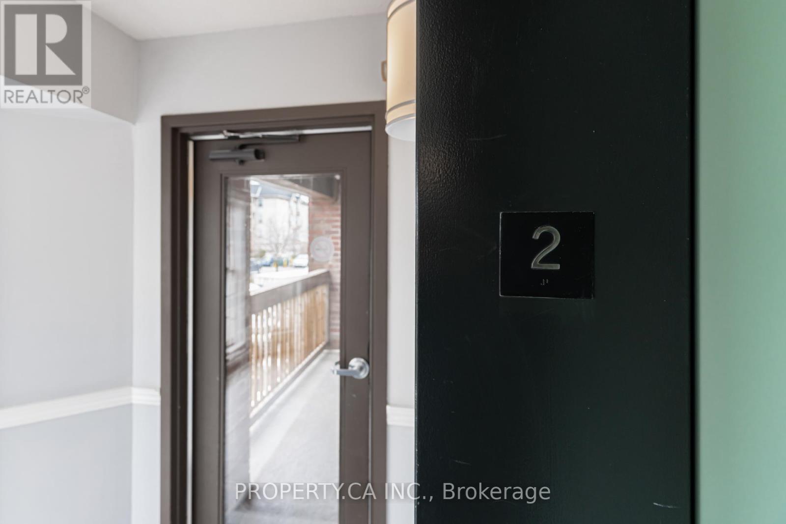 210 - 4005 Kilmer Drive, Burlington, Ontario  L7M 4M2 - Photo 9 - W12949822