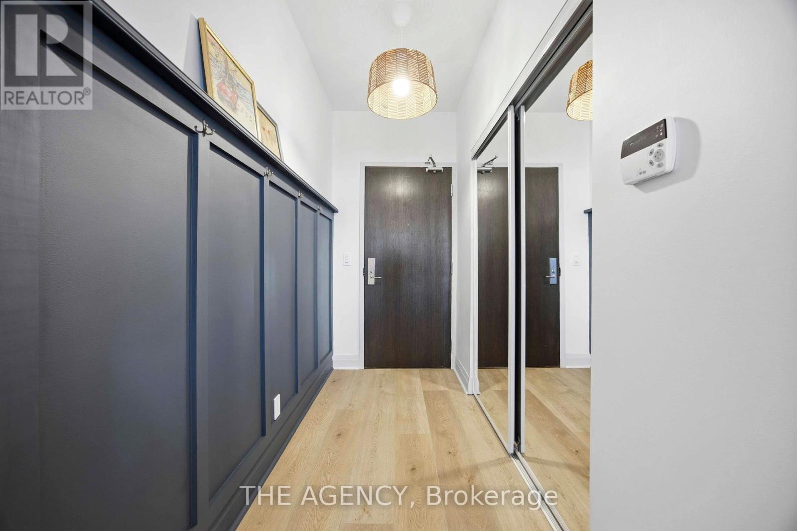 1104 - 1185 The Queensway, Toronto, Ontario  M8Z 0C6 - Photo 3 - W12949826