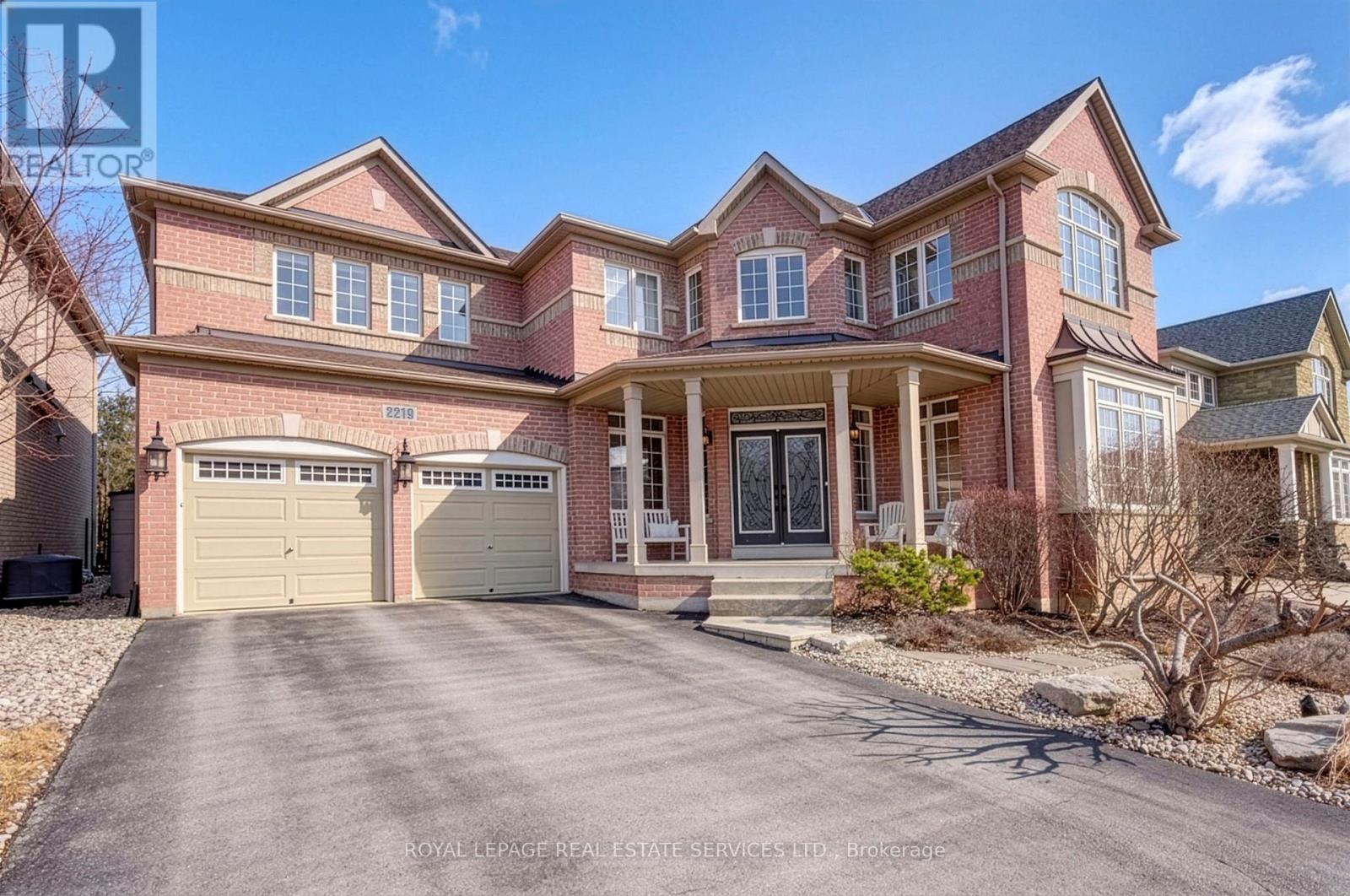 2219 WUTHERING HEIGHTS WAY, Oakville, Ontario