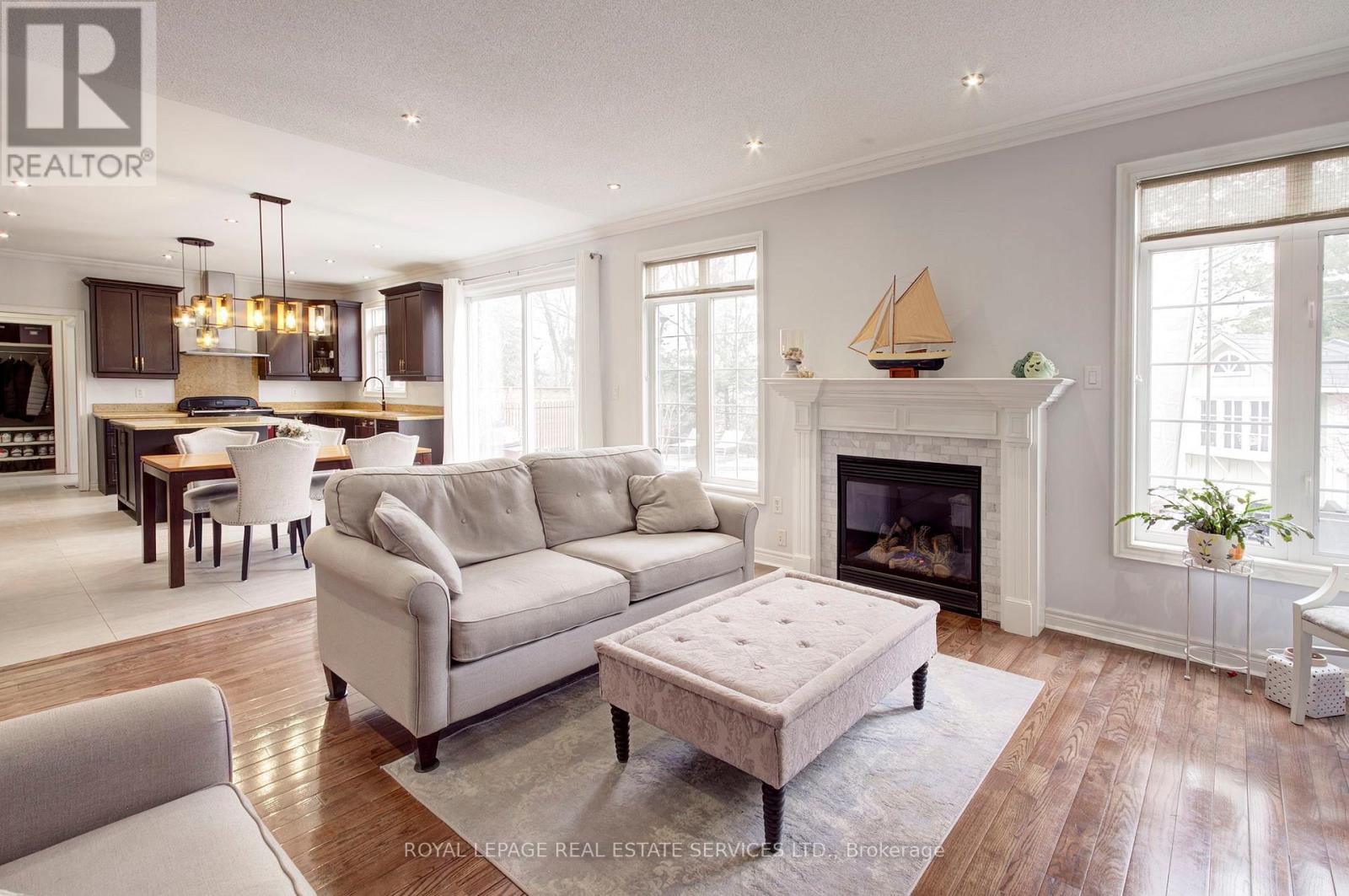 2219 Wuthering Heights Way, Oakville, Ontario  L6M 0A3 - Photo 18 - W12949848