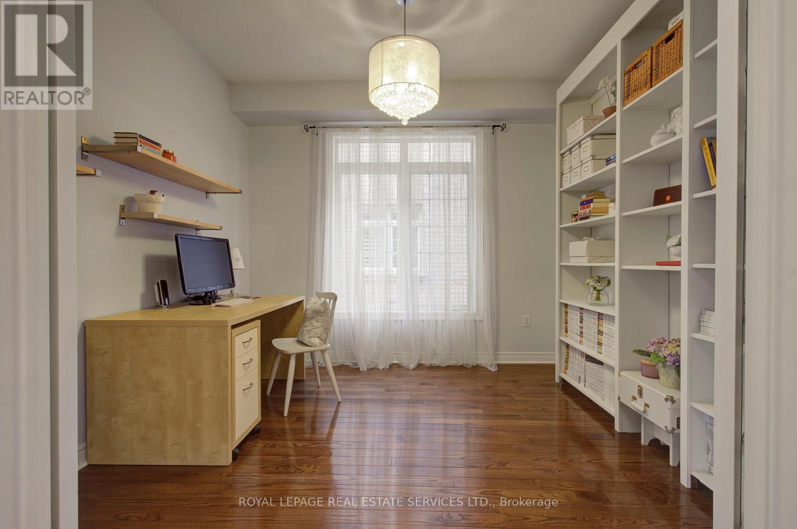 2219 Wuthering Heights Way, Oakville, Ontario  L6M 0A3 - Photo 19 - W12949848