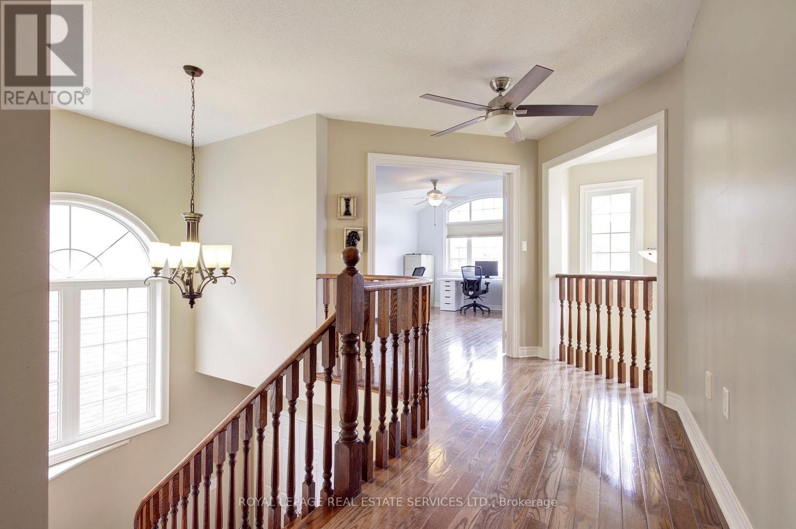 2219 Wuthering Heights Way, Oakville, Ontario  L6M 0A3 - Photo 24 - W12949848