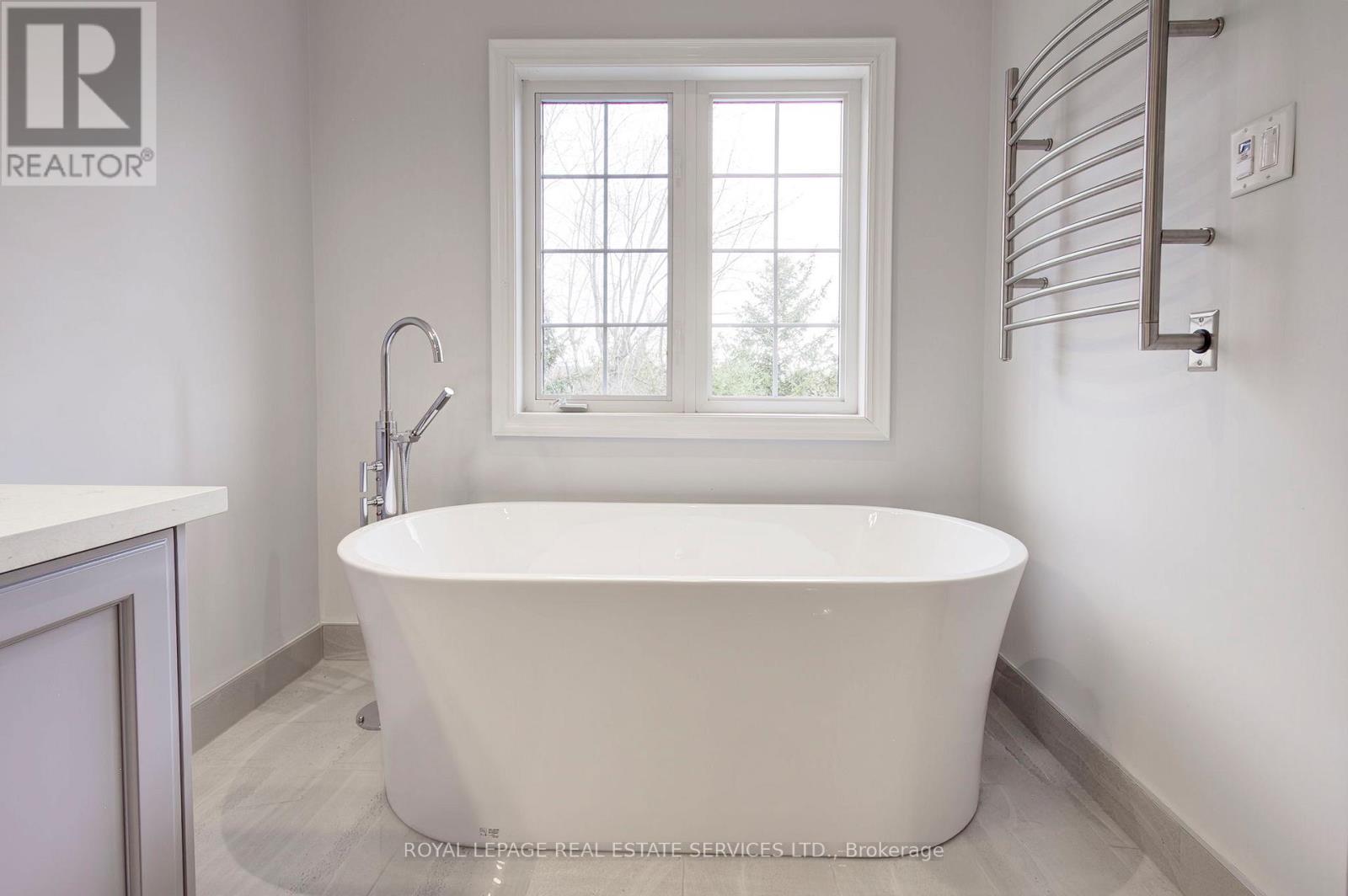 2219 Wuthering Heights Way, Oakville, Ontario  L6M 0A3 - Photo 35 - W12949848