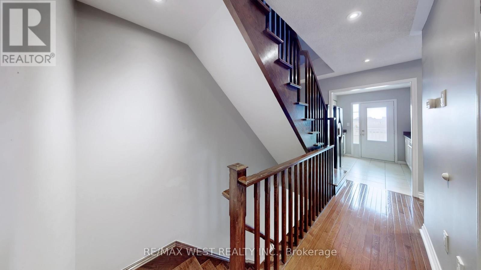 36 Finney Terrace, Milton, Ontario  L9T 6Z5 - Photo 7 - W12949888