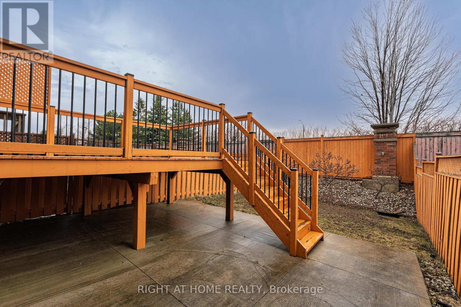 71 Herdwick Street, Brampton, Ontario  L6S 6L6 - Photo 17 - W12949890