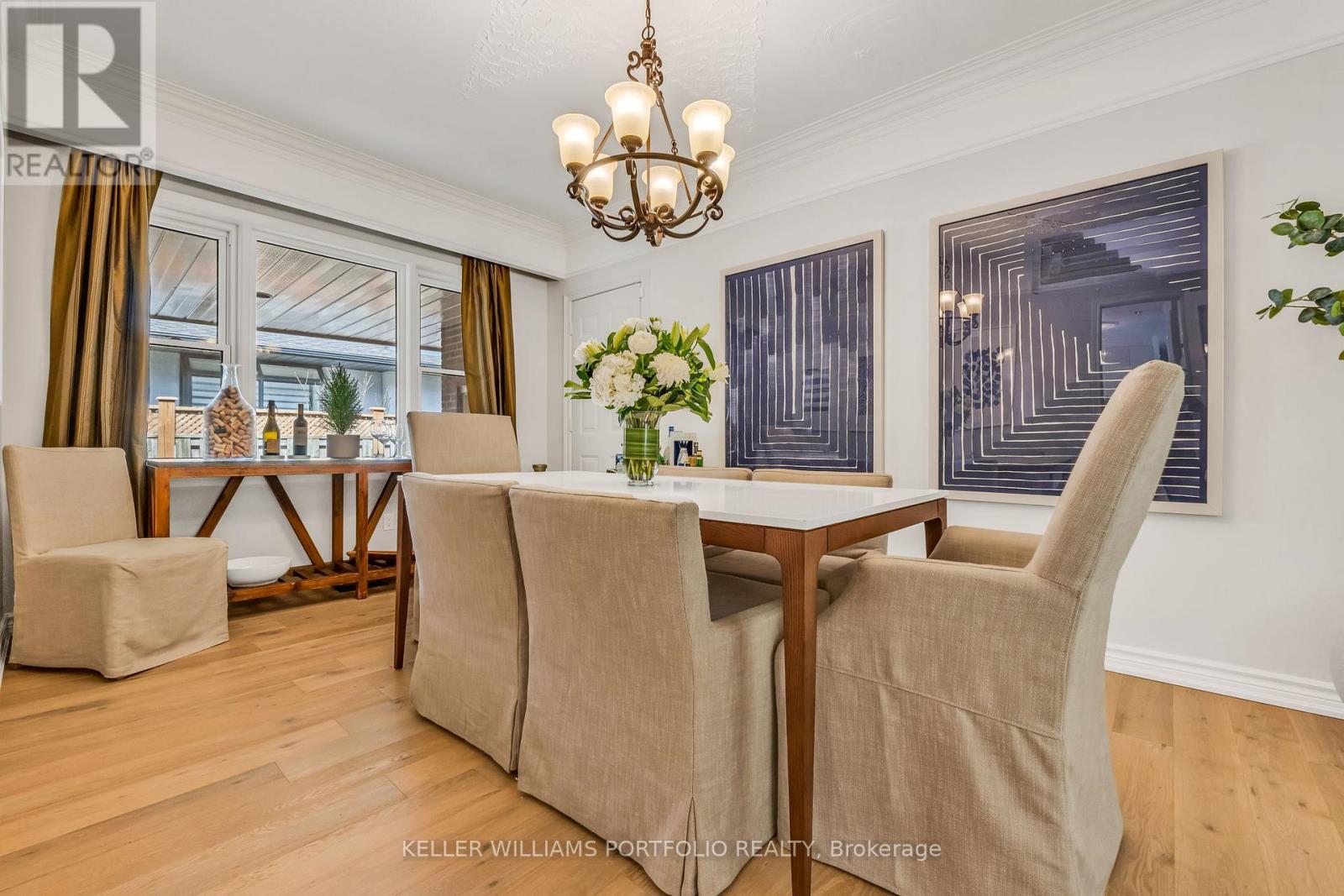 1123 Lakeshore Road E, Oakville, Ontario  L6J 1K9 - Photo 15 - W12949898