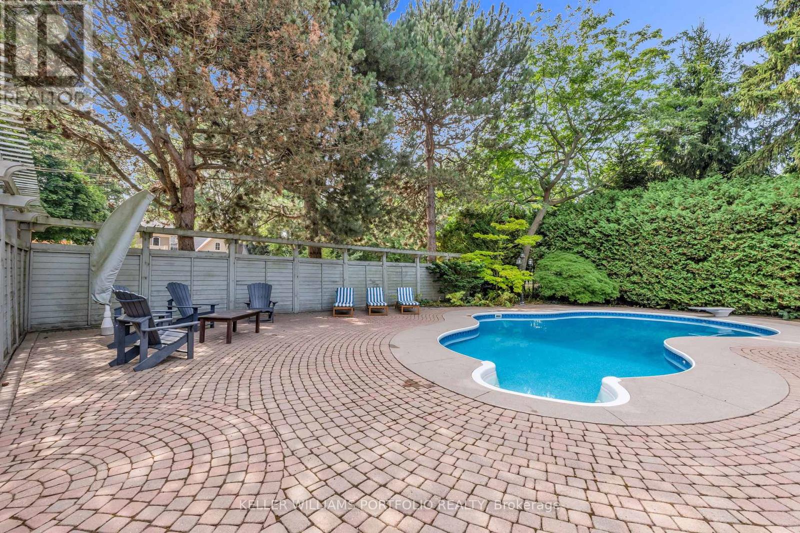 1123 Lakeshore Road E, Oakville, Ontario  L6J 1K9 - Photo 35 - W12949898