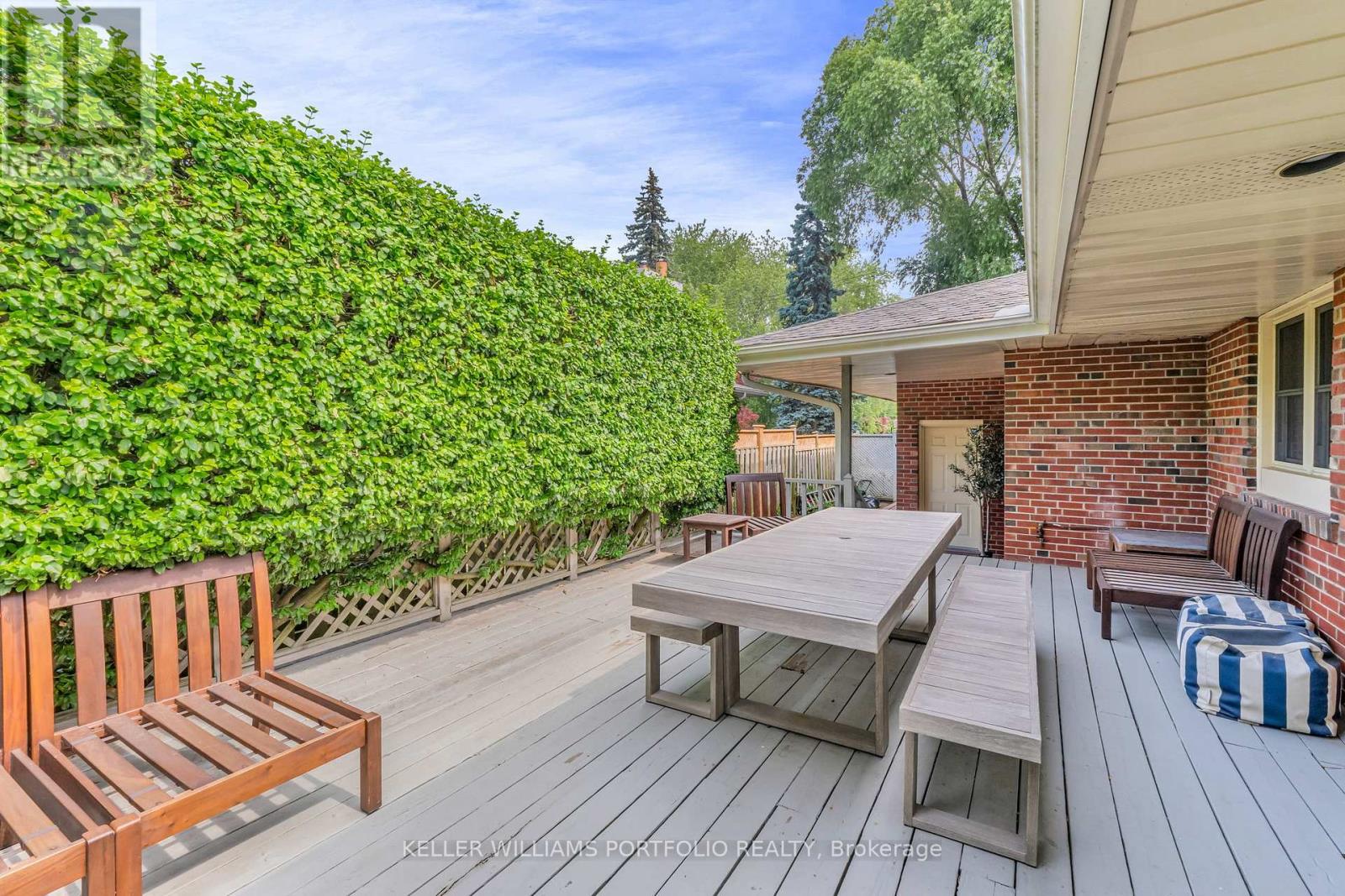 1123 Lakeshore Road E, Oakville, Ontario  L6J 1K9 - Photo 39 - W12949898