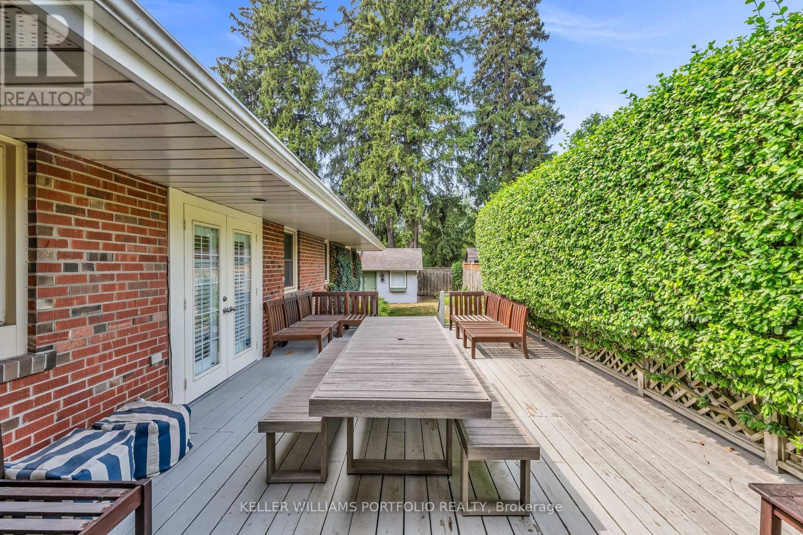 1123 Lakeshore Road E, Oakville, Ontario  L6J 1K9 - Photo 41 - W12949898