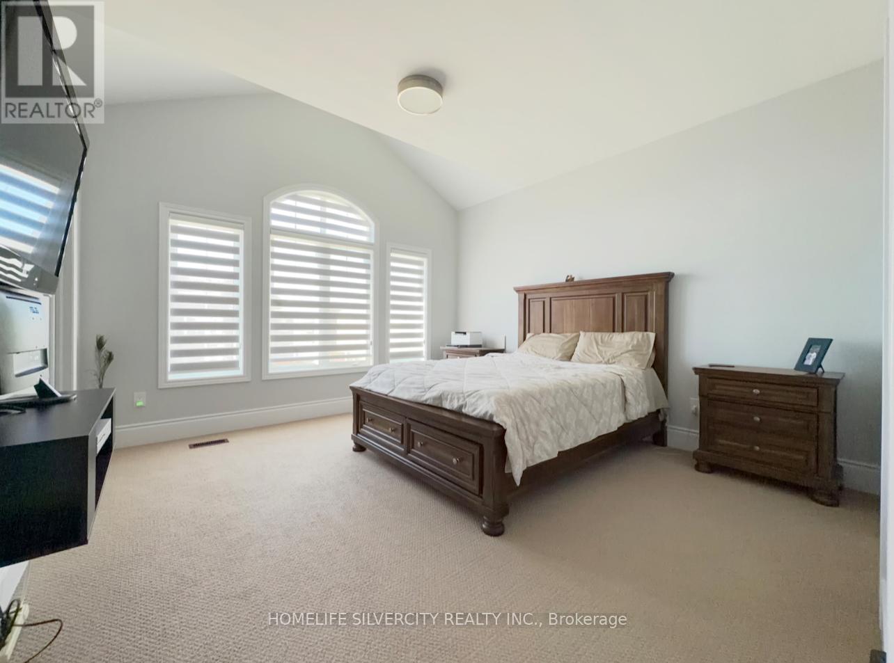 60 Arthur Griffin Crescent, Caledon, Ontario  L7C 4E9 - Photo 9 - W12949934