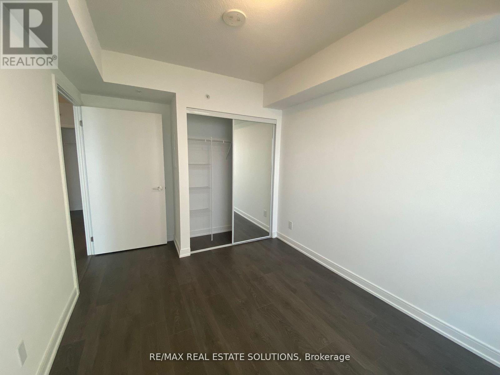 1611 - 30 Samuel Wood Way, Toronto, Ontario  M9B 0C9 - Photo 11 - W12949936