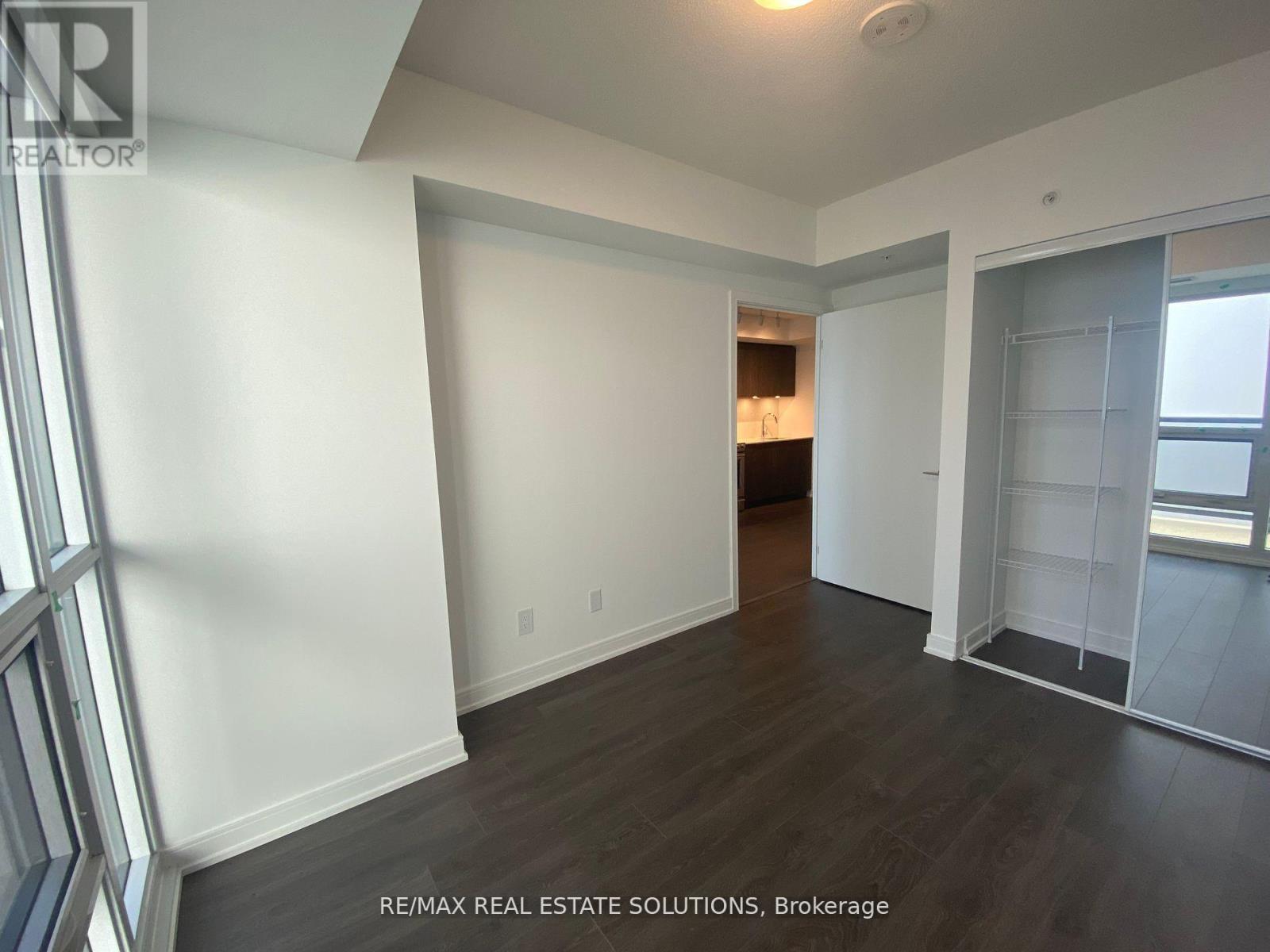 1611 - 30 Samuel Wood Way, Toronto, Ontario  M9B 0C9 - Photo 13 - W12949936