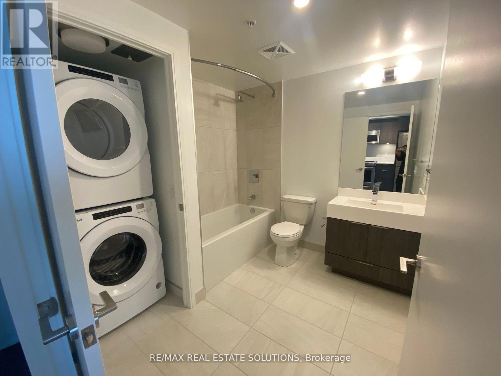 1611 - 30 Samuel Wood Way, Toronto, Ontario  M9B 0C9 - Photo 14 - W12949936