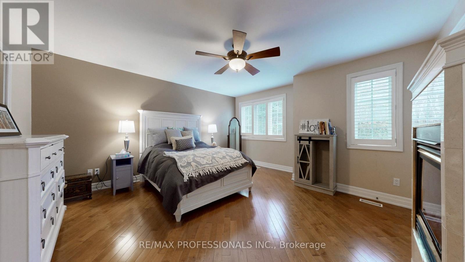 544d Scarlett Road, Toronto, Ontario  M9P 2S2 - Photo 19 - W12949940