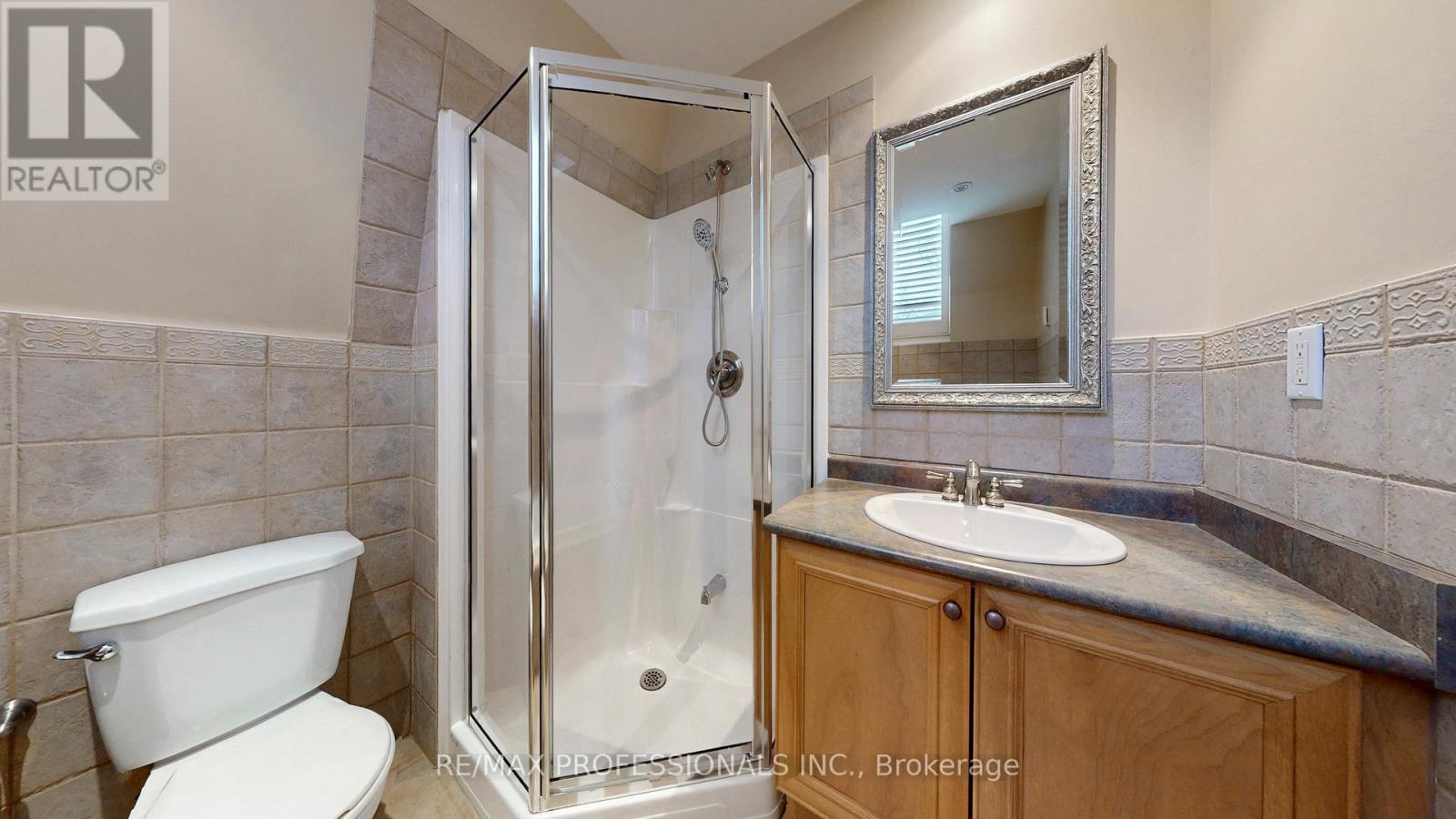 544d Scarlett Road, Toronto, Ontario  M9P 2S2 - Photo 30 - W12949940