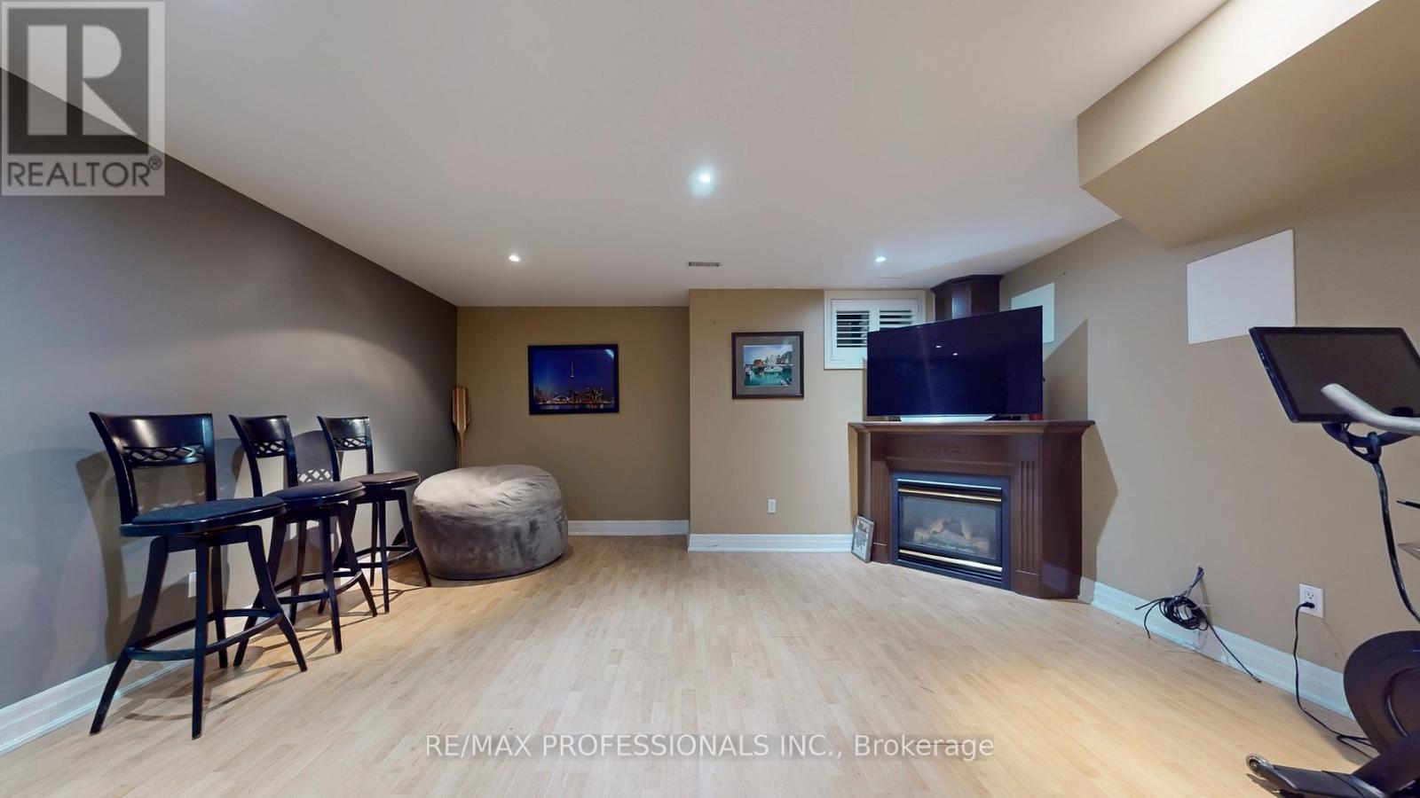 544d Scarlett Road, Toronto, Ontario  M9P 2S2 - Photo 36 - W12949940