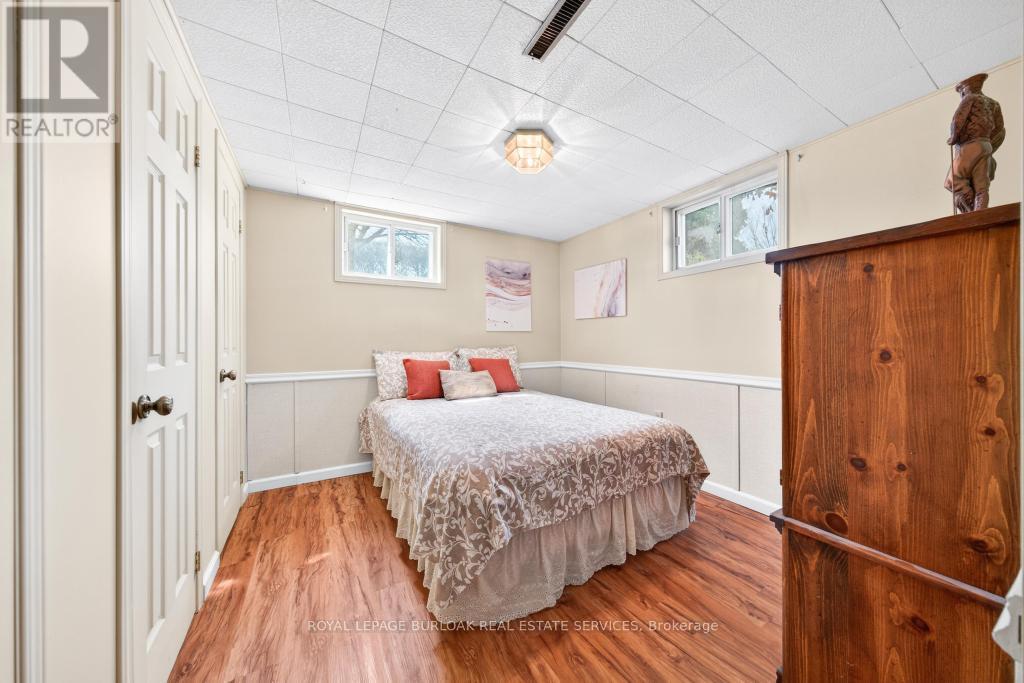 2205 Joyce Street, Burlington, Ontario  L7R 2B6 - Photo 34 - W12949972